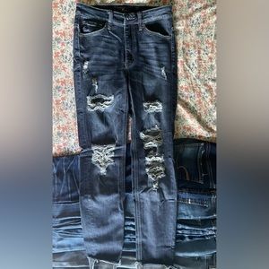 KanCan distressed dark-wash skinny denim, size 3/25